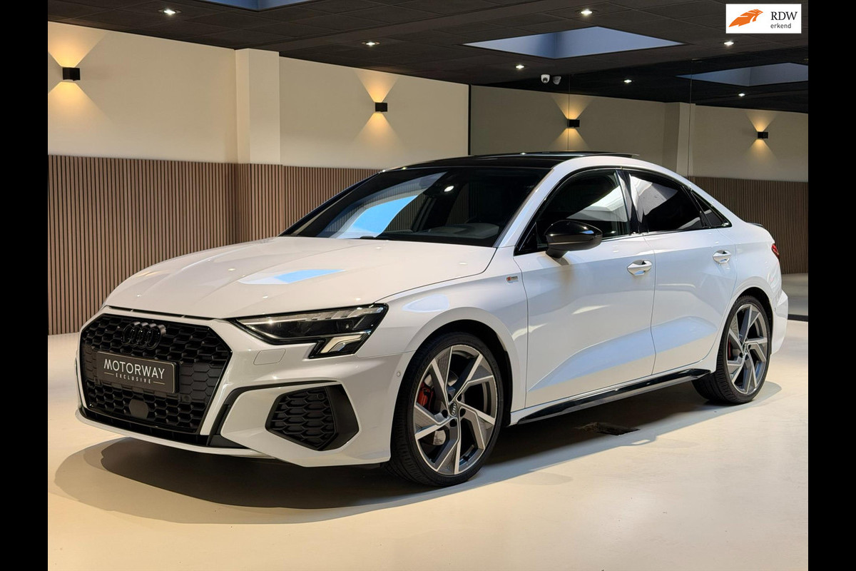 Audi A3 Limousine 35 TFSI 3x S-LINE |PANO|B&O|VIRTUAL|HUD|ACC|STOELVERWARMING