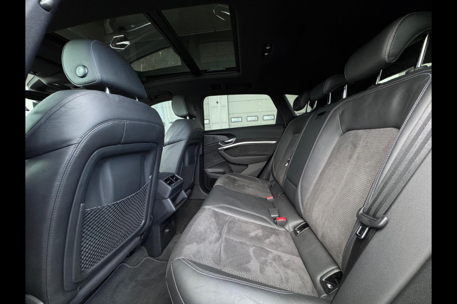 Audi e-tron E-tron quattro Launch edition Black 2x S - LINE, panoramadak, 1/2 lederen sportinterieur, vele opties, NL auto