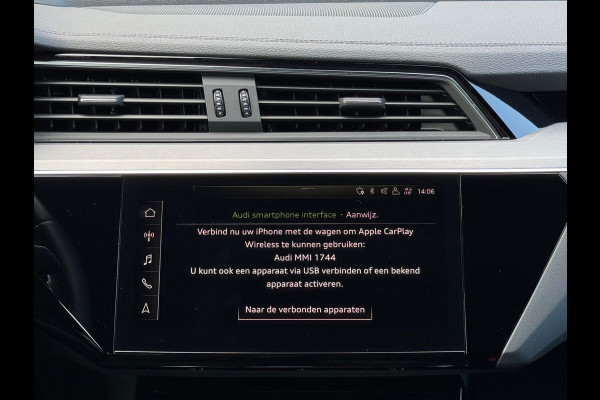 Audi e-tron E-tron quattro Launch edition Black 2x S - LINE, panoramadak, 1/2 lederen sportinterieur, vele opties, NL auto