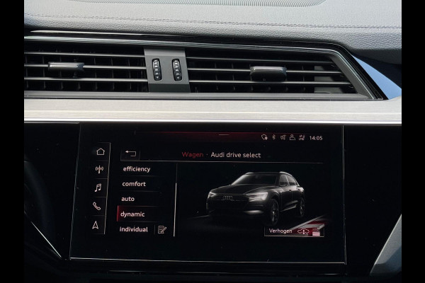 Audi e-tron E-tron quattro Launch edition Black 2x S - LINE, panoramadak, 1/2 lederen sportinterieur, vele opties, NL auto