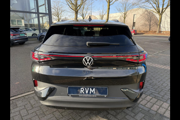 Volkswagen ID.4 GTX 4Motion 77 kWh 300PK | SOH 89% | WARMTEPOMP | HEADUP DISPLAY | ACC CRUISE CONTROLE |  ELECTRISCHE TREKHAAK | MATRIX-LED-KOPLAMP (IQ.LIGHT) | STOEL + STUURWIELVERWARMING | RIJKLAAR GELEVERD MET 12 MND BOVAG GARANTIE