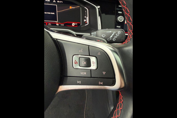 Volkswagen Polo 2.0 TSI GTI /Panodak /Camera /Led /Beats