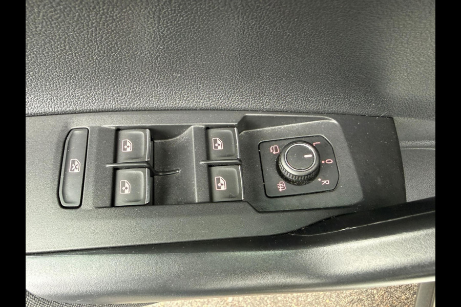 Volkswagen Polo 2.0 TSI GTI /Panodak /Camera /Led /Beats