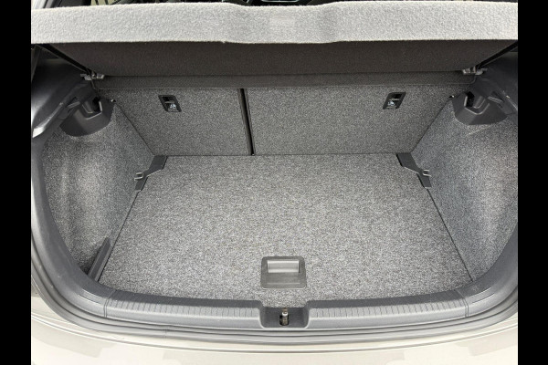 Volkswagen Polo 2.0 TSI GTI /Panodak /Camera /Led /Beats