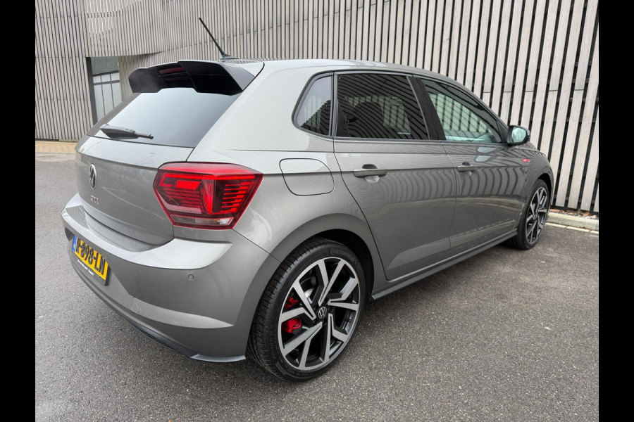 Volkswagen Polo 2.0 TSI GTI /Panodak /Camera /Led /Beats