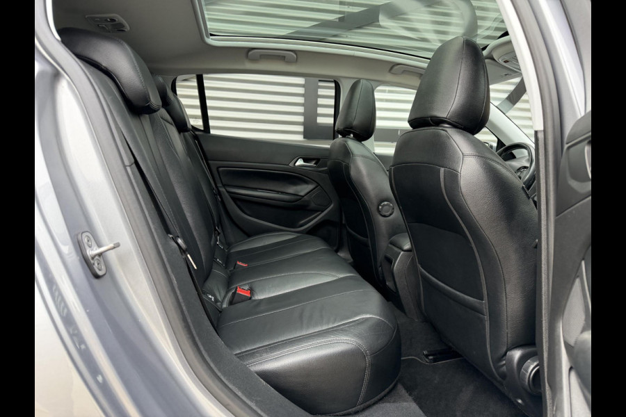 Peugeot 308 1.2 PureTech Blue Lease Executive 1e Eigenaar|Navi|Pano|D-Riem v.v.|Carplay|Clima|Leder|Cruise|N.A.P|APK tot 07-2026