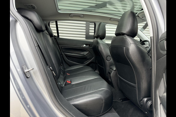 Peugeot 308 1.2 PureTech Blue Lease Executive 1e Eigenaar|Navi|Pano|D-Riem v.v.|Carplay|Clima|Leder|Cruise|N.A.P|APK tot 07-2026