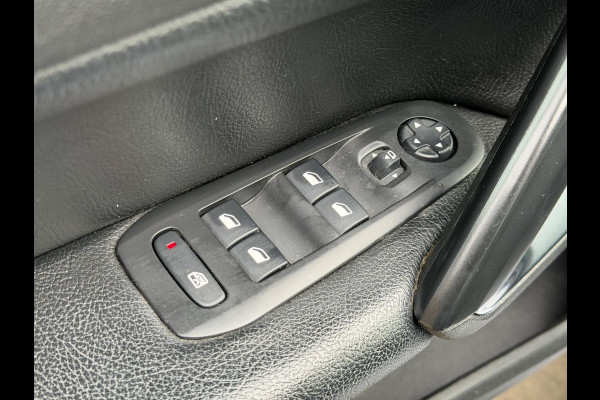 Peugeot 308 1.2 PureTech Blue Lease Executive 1e Eigenaar|Navi|Pano|D-Riem v.v.|Carplay|Clima|Leder|Cruise|N.A.P|APK tot 07-2026