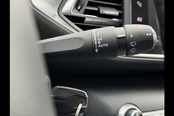 Peugeot 308 1.2 PureTech Blue Lease Executive 1e Eigenaar|Navi|Pano|D-Riem v.v.|Carplay|Clima|Leder|Cruise|N.A.P|APK tot 07-2026