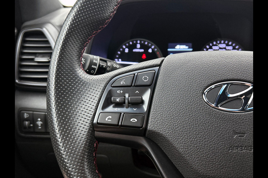 Hyundai Tucson 1.6 CRDi 136PK N-Line / Trekhaak / Navigatie / Camera / 1/2Leder / Airco-ecc./ Stoelverwarming / Apk 01-2027
