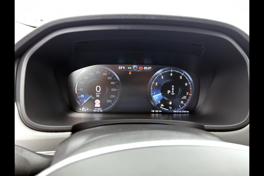 Volvo V90 2.0 B4 198PK Pro Edition automaat / Airco-ecc / Navi / Leder / Adap-cruise / Lmv / Xenon / Car-play / Apk 04-2027