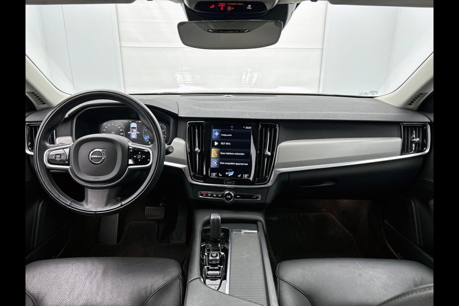 Volvo V90 2.0 B4 198PK Pro Edition automaat / Airco-ecc / Navi / Leder / Adap-cruise / Lmv / Xenon / Car-play / Apk 04-2027