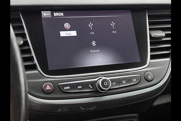 Opel Crossland 1.2 T 131PK Automaat Elegance / Distributie vv bij 89Dkm / Trekhaak / Cruise / Carplay / Lmv / Led / Ecc / Navi / Apk 03-2027