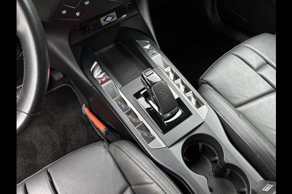 DS DS 3 Crossback E-Tense Executive 444KM Wltp / Cruise ctr. / Lm velg. / Airco-ecc / Navigatie / DAB / Privacy Glass / Achteruitrijcamera met 180° Vision + parkeersensoren vóór en achter / Apk 05-2027