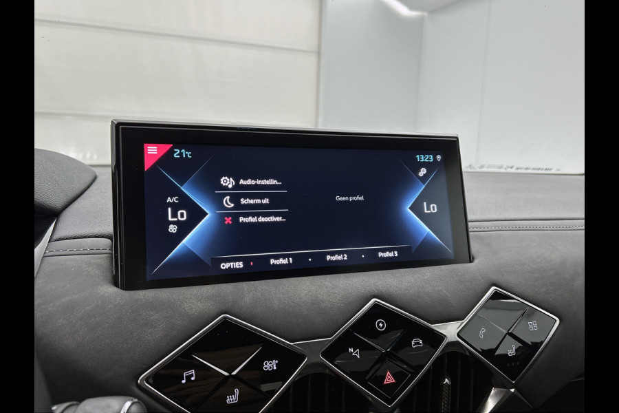 DS DS 3 Crossback E-Tense Executive 444KM Wltp / Cruise ctr. / Lm velg. / Airco-ecc / Navigatie / DAB / Privacy Glass / Achteruitrijcamera met 180° Vision + parkeersensoren vóór en achter / Apk 05-2027
