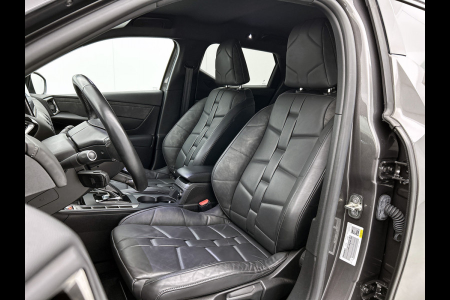 DS DS 3 Crossback E-Tense Executive 444KM Wltp / Cruise ctr. / Lm velg. / Airco-ecc / Navigatie / DAB / Privacy Glass / Achteruitrijcamera met 180° Vision + parkeersensoren vóór en achter / Apk 05-2027