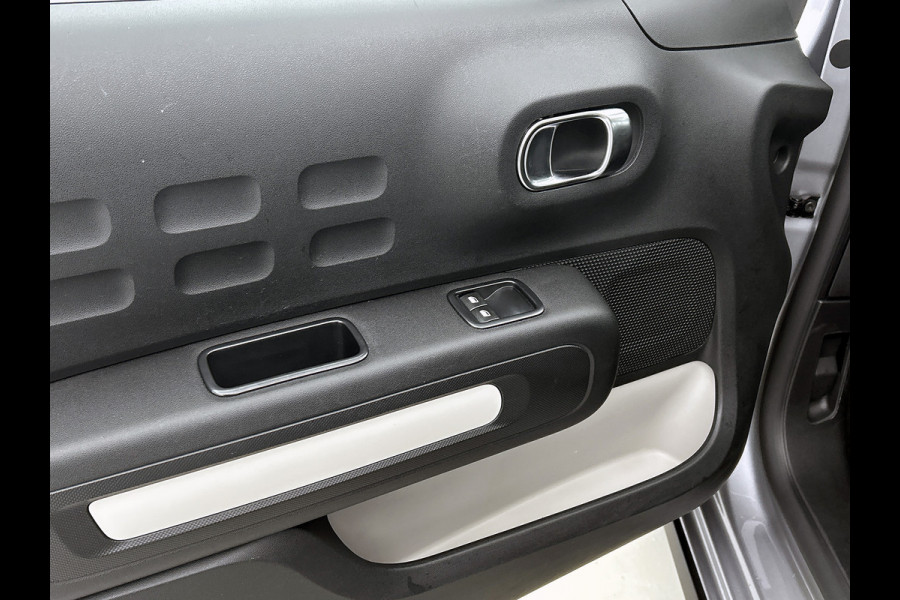 Citroën C3 1.2 5Drs € 39,- Hsb / Airco-ecc. / Navigatie / Pdc.A / Carplay / Led / Apk 09-2027