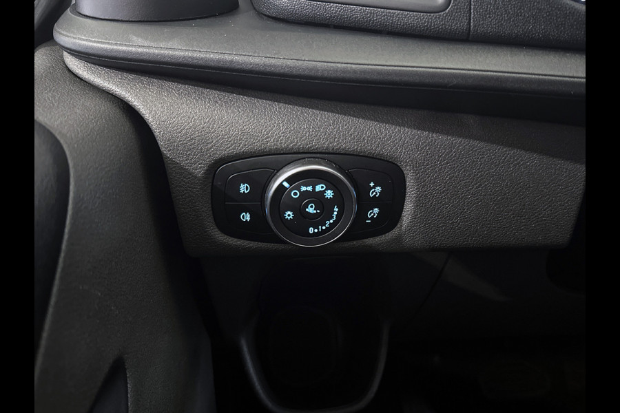 Ford Transit Custom 340 2.0 TDCI Trend Automaat Euro6 H2 3Pers. / Navigatie / Pdc./ Airco / Safety&Comfort pack / Driver assist / Stoelverwarming / Distributie vv.bij 36.126 KM / / Apk 11-2026