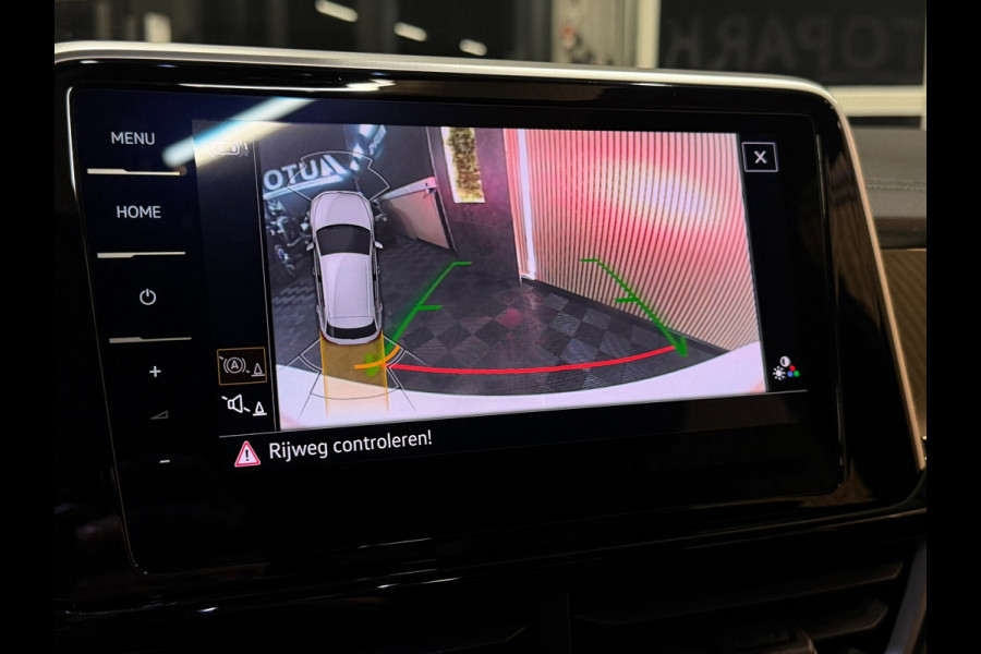 Volkswagen T-Roc 1.5 TSI R-Line Business+ |PANORAMADAK|BEATS BY DRE|MASSAGE|IQ LIGHTS|KEYLESS|DEALER ONDERHOUDEN|TREKHAAK|SFEERVER