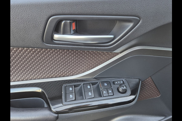 Toyota C-HR 1.8 Hybrid Leder Navi Camera Stoel Stuur Verwarming