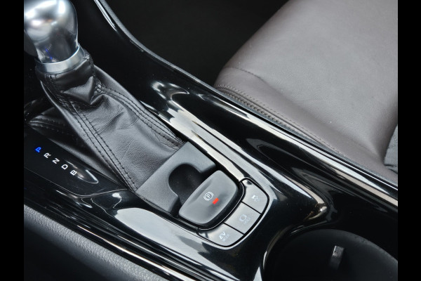 Toyota C-HR 1.8 Hybrid Leder Navi Camera Stoel Stuur Verwarming