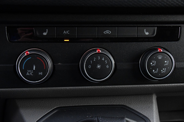 Volkswagen Transporter 2.0 TDI L2H1 30 Bulli Edition Cruise, Carplay, 150PK, Automaat, Sensoren, LED, PDC, 2 x Schuifdeur, Trekhaak, UNIEK!