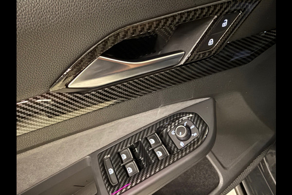 Volkswagen Golf 1.5 eTSI R-Line Business 8R Pack|Keyless|IQ