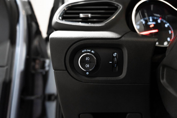 Opel Grandland X 1.6 Turbo Innovation 180PK AUT LED NAVI CARPLAY