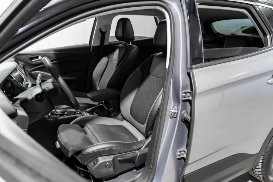 Opel Grandland X 1.6 Turbo Innovation 180PK AUT LED NAVI CARPLAY