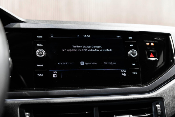 Volkswagen Polo 1.0 TSI R-Line DSG LED CRUISE PDC 2020