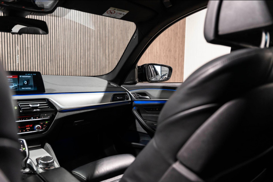 BMW 5 Serie 520i M Sport LED CAMRERA LEDER HARMAN KARDON FULL