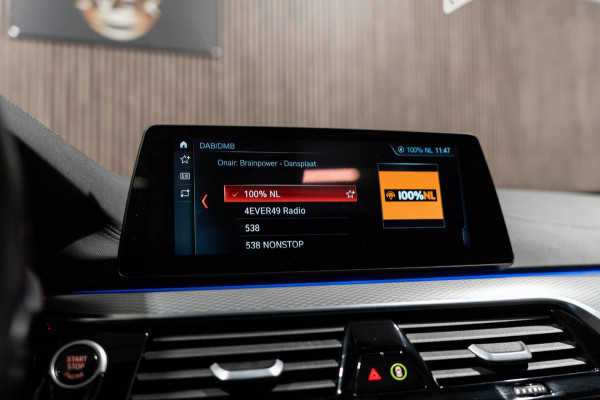 BMW 5 Serie 520i M Sport LED CAMRERA LEDER HARMAN KARDON FULL