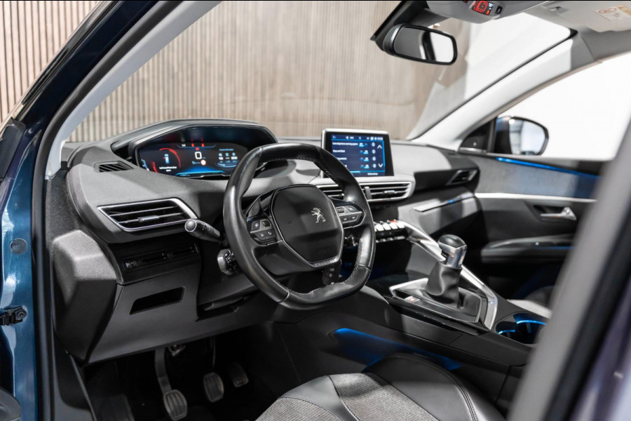 Peugeot 5008 1.2 7P LED PANO PDC