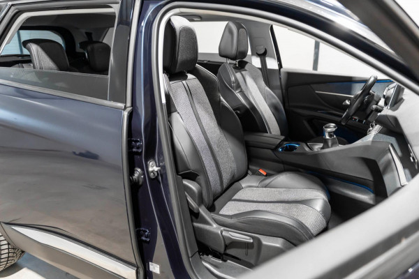 Peugeot 5008 1.2 7P LED PANO PDC