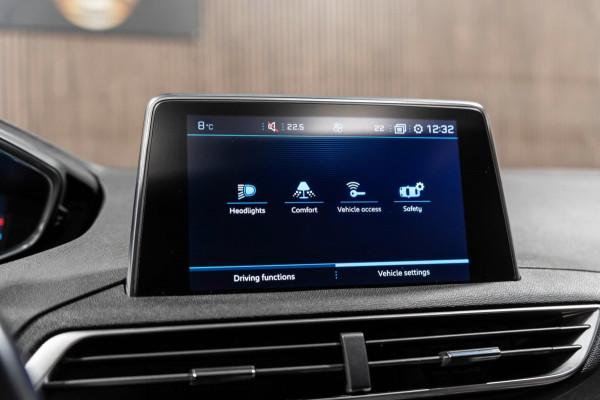 Peugeot 5008 1.2 7P LED PANO PDC