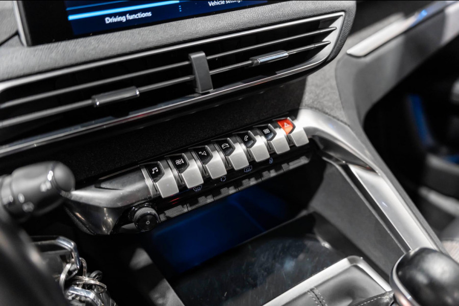 Peugeot 5008 1.2 7P LED PANO PDC