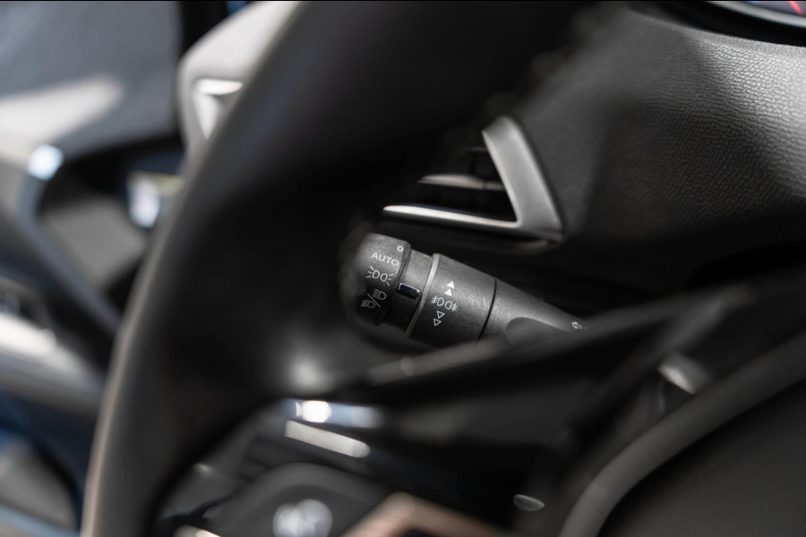 Peugeot 5008 1.2 7P LED PANO PDC