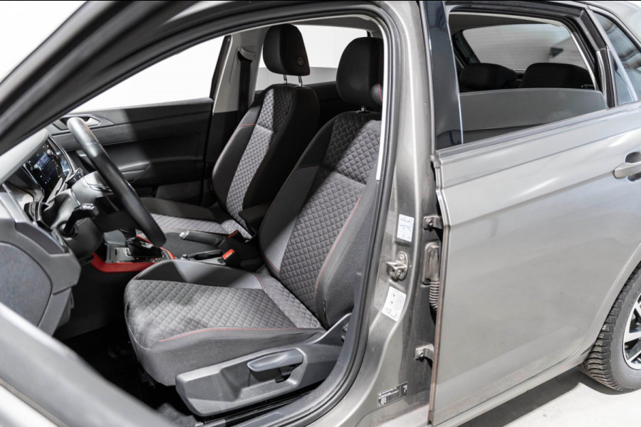 Volkswagen Polo 1.0 TSI Highline 2018 CLIMA PDC