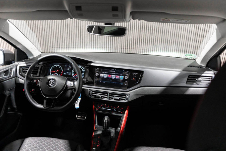 Volkswagen Polo 1.0 TSI Highline 2018 CLIMA PDC