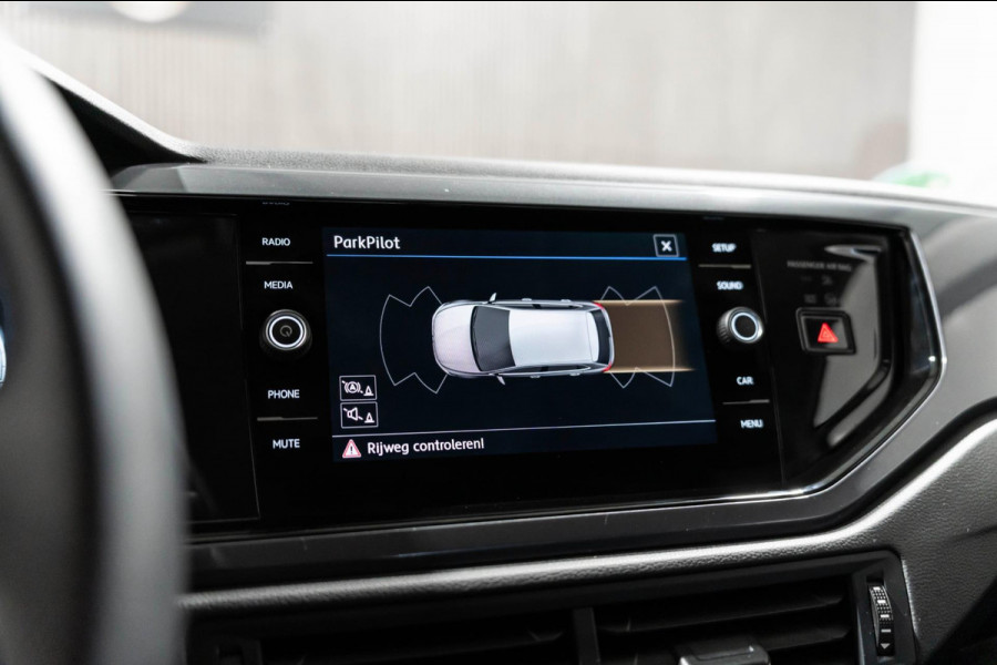 Volkswagen Polo 1.0 TSI Highline 2018 CLIMA PDC