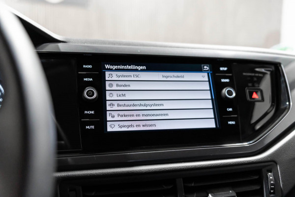 Volkswagen Polo 1.0 TSI Highline 2018 CLIMA PDC