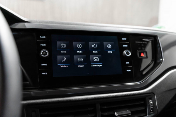 Volkswagen Polo 1.0 TSI Highline 2018 CLIMA PDC