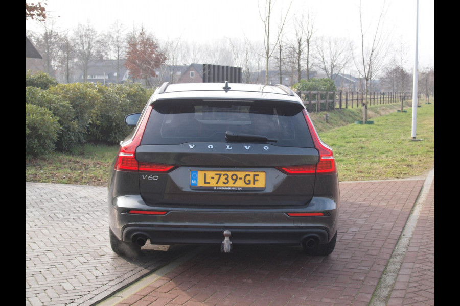 Volvo V60 2.0 B3 Momentum Advantage | Camera | Trekhaak | Apple Carplay | Cruise Control |