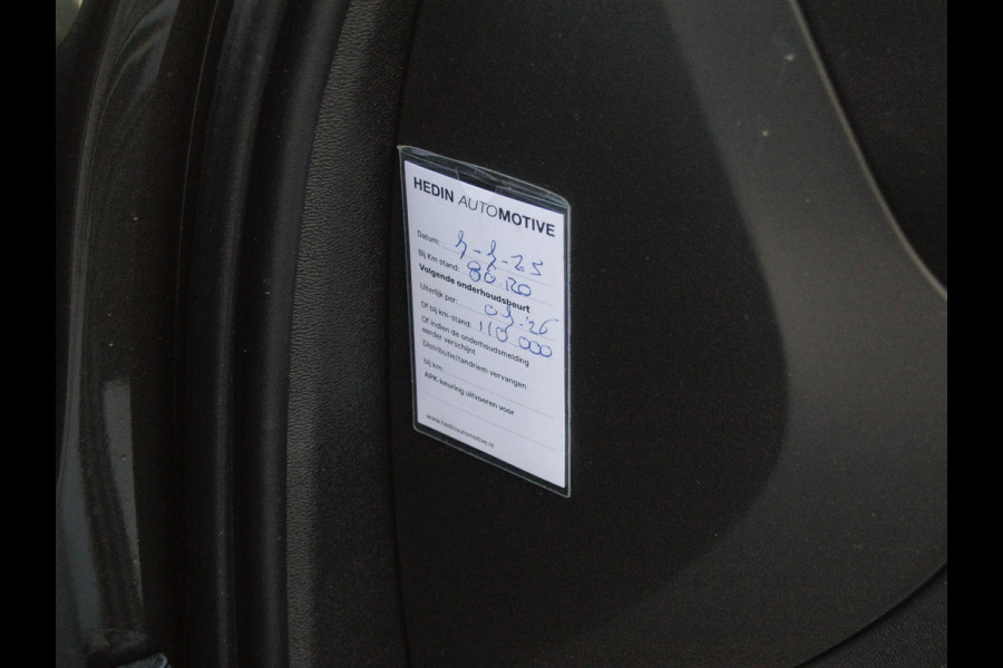 Volvo V60 2.0 B3 Momentum Advantage | Camera | Trekhaak | Apple Carplay | Cruise Control |