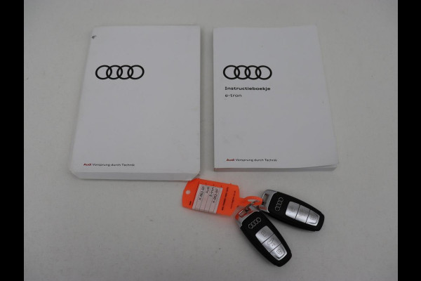 Audi e-tron 55 quattro edition 95kWh | SOH 92% | Leder | Carplay | Trekhaak | Virtual Cockpit | Navigatie | Luchtvering | Parkeerhulp | Audi Sound | Cruise control