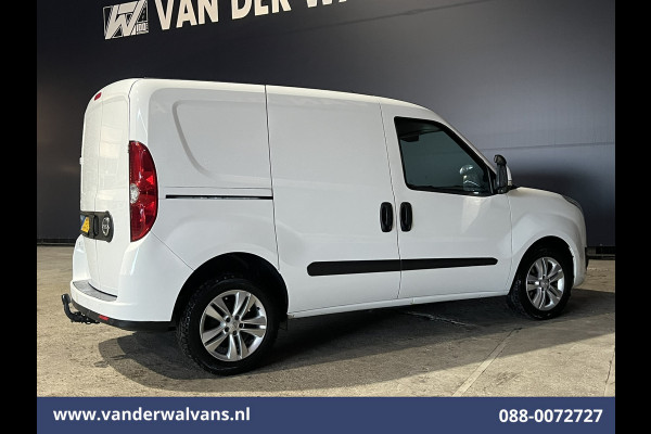 Opel Combo 1.3 CDTi 96pk L1H1 Euro6 inrichting Airco | LM velgen | Trekhaak | Cruisecontrol | Stoelverwarming Parkeersensoren, Bluetooth-telefoonvoorbereiding