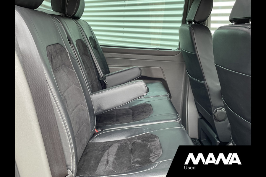 Volkswagen Transporter 2.0TDI 150PK L2H1 DC BULLI Automaat Adaptive cruise LED Alcantara Camera Trekhaak