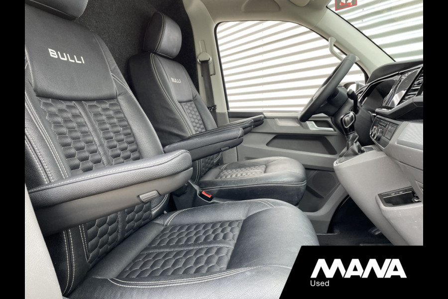 Volkswagen Transporter 2.0TDI 150PK L1H1 BULLI Automaat Leer Trekhaak Camera Adaptive cruise LED