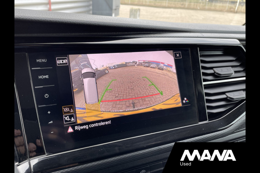 Volkswagen Transporter 2.0TDI 150PK L1H1 BULLI Automaat Leer Trekhaak Camera Adaptive cruise LED