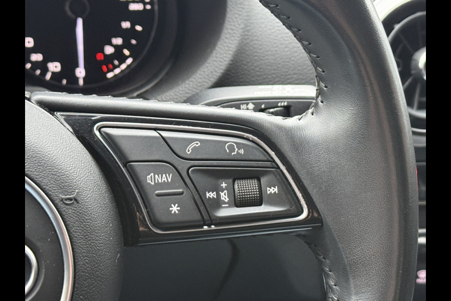 Audi A3 Sportback 1.4 e-tron Sport | Keyless Entry/Start | Stoelverwarming | Navigatie | Trekhaak | BTW